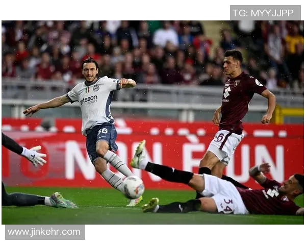 足球明星板块汇聚了哪些顶尖球员及其精彩表现分析 足球明星板块汇聚了哪些顶尖球员及其精彩表现分析