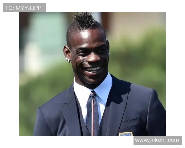 当今足坛现役帅气足球明星盘点与魅力解析