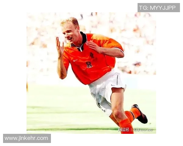 足球明星私下生活中的时尚便装造型男士头像精选展示