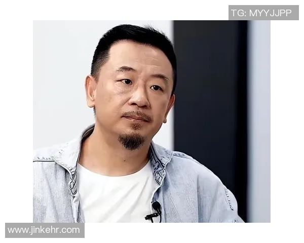 足球明星黄海波的个人简介与精彩瞬间图片展示 足球明星黄海波的个人简介与精彩瞬间图片展示